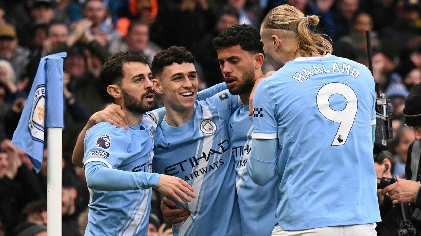 Bảng xếp hạng Ngoại hạng Anh sau khi Man City thắng ở phút bù giờ