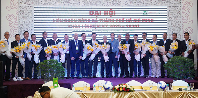 Ông Trần Anh Tú đắc cử Chủ tịch Liên đoàn Bóng đá TP.HCM