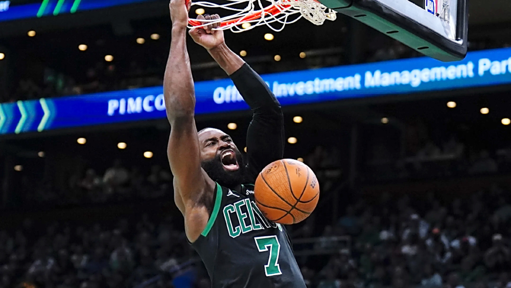 Thống kê ấn tượng NBA: Jaylen Brown đạt cột mốc 500 điểm nhanh thứ 3 lịch sử Boston Celtics