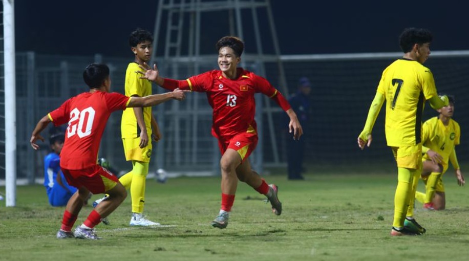 U17 Việt Nam đại thắng Malaysia, giành vé dự VCK U17 châu Á 2026