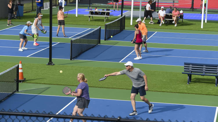 Pickleball – Chọn mô hình kinh doanh phù hợp để tối đa lợi nhuận Pickleball – Chọn mô hình kinh doanh phù hợp để tối đa lợi nhuận
