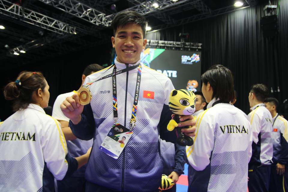 Lê Minh Thuận - Vận động viên Karate cầm cờ tại SEA Games 33 là ai?
