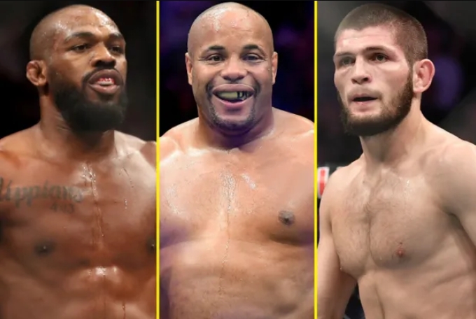 Jon Jones lôi Khabib vào cuộc khẩu chiến mới với Daniel Cormier