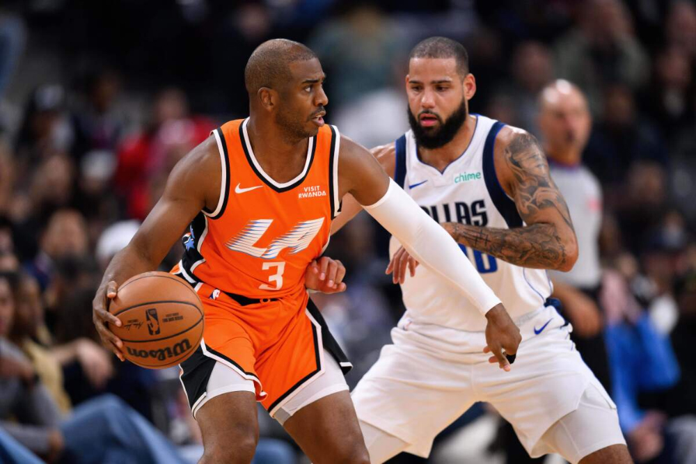 Chris Paul bị "giam lỏng" tại Clippers? Chưa được tự do và phải chờ đến 15/12 để lên thị trường chuyển nhượng