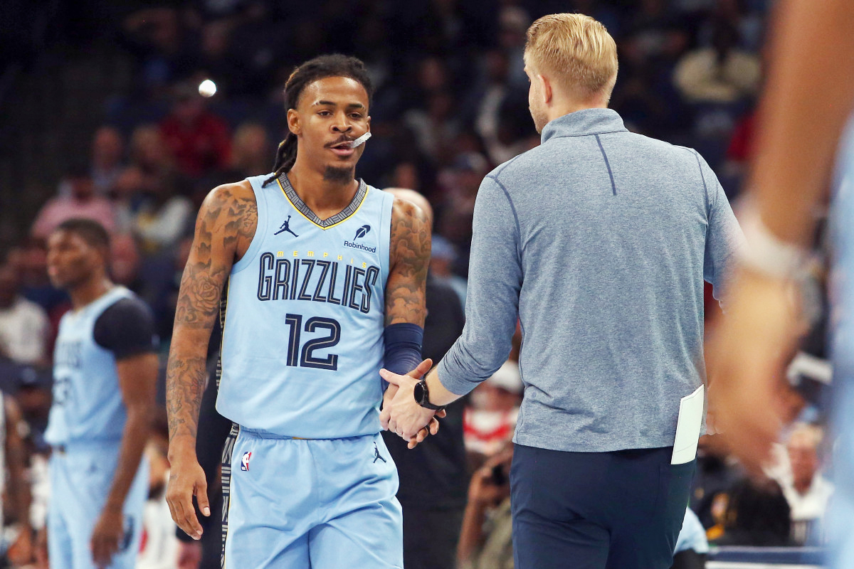 Ja Morant mất giá thê thảm: Hợp đồng lớn nhưng phong độ kém và thái độ Ja Morant mất giá thê thảm: Hợp đồng lớn nhưng phong độ kém và thái độ