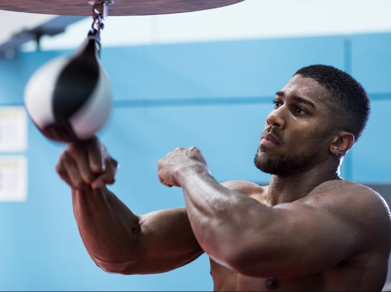 Anthony Joshua giảm cân gấp để đấu Jake Paul: Chiến lược tốc độ