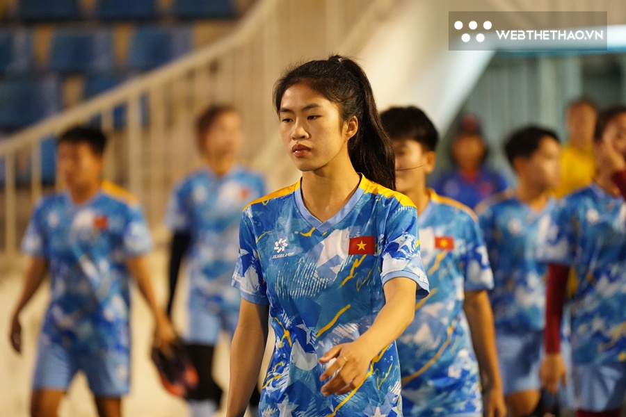 Đội hình ra sân nữ Việt Nam vs nữ Malaysia ngày 5/12