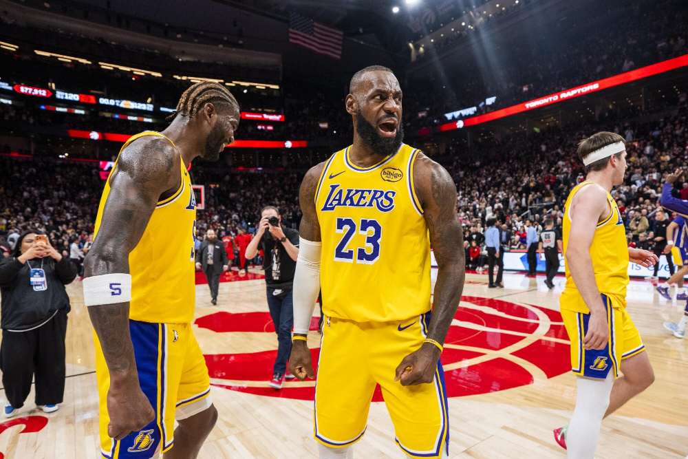 Kết thúc một kỷ lục: LeBron James dừng chuỗi 1.297 trận ghi 10+ điểm để kiến tạo cho chiến thắng Kết thúc một kỷ lục: LeBron James dừng chuỗi 1.297 trận ghi 10+ điểm để kiến tạo cho chiến thắng