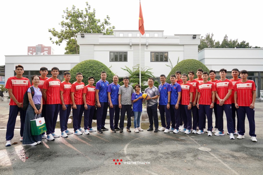 Đội tuyển bóng chuyền nam Việt Nam sẵn sàng chinh phục thử thách tại SEA Games 33