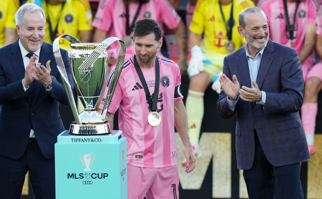 Sau khi giành chức vô địch MLS Cup cùng Inter Miami, Messi đã có danh hiệu thứ 47 Sau khi giành chức vô địch MLS Cup cùng Inter Miami, Messi đã có danh hiệu thứ 47