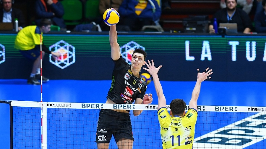 Modena đánh bại Civitanova — cú sốc trong “classico” bóng chuyền Ý