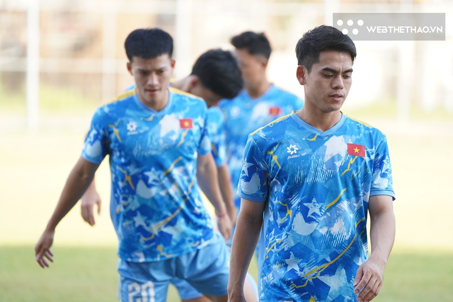 U22 Việt Nam tập trung cao độ trước trận quyết đ&acirc;u U22 Malaysia