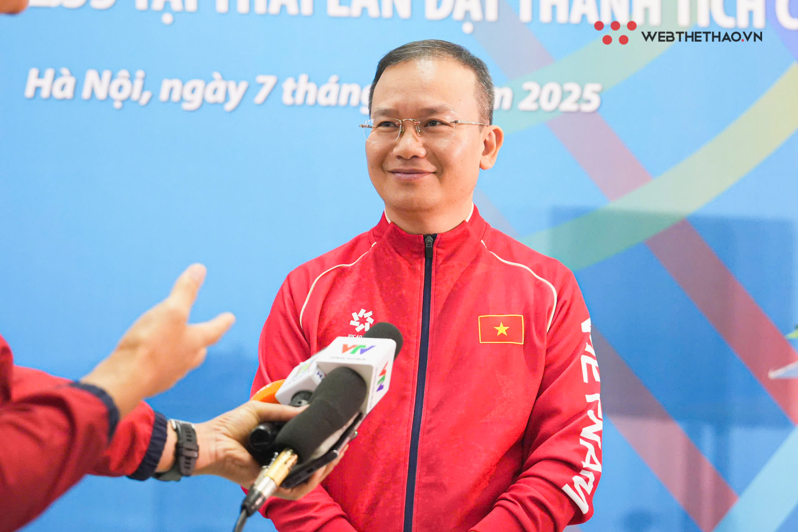 Trưởng đoàn thể thao Việt Nam gửi gắm các VĐV trên đường tham dự SEA Games 33 Trưởng đoàn thể thao Việt Nam gửi gắm các VĐV trên đường tham dự SEA Games 33