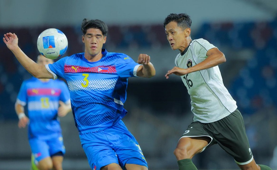 U22 Indonesia thua U22 Philippines, HLV Indra Sjafri than thở về những gì xảy ra cuối hiệp 1