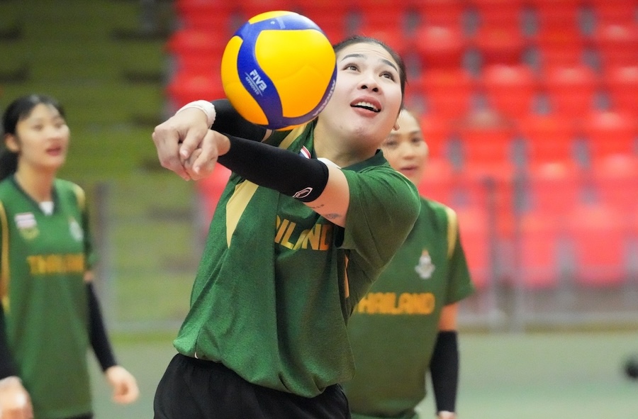 Bóng chuyền nữ Thái Lan dễ dàng huỷ diệt đối thủ ngày mở màn SEA Games 33