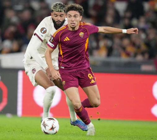 Nhận định, soi kèo Celtic vs Roma: Cuộc đối đầu căng thẳng