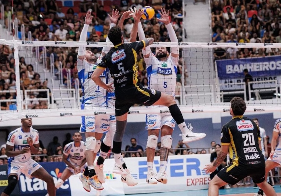 Renata vượt lên đứng thứ hai tại Superliga Brazil sau chiến thắng ấn tượng