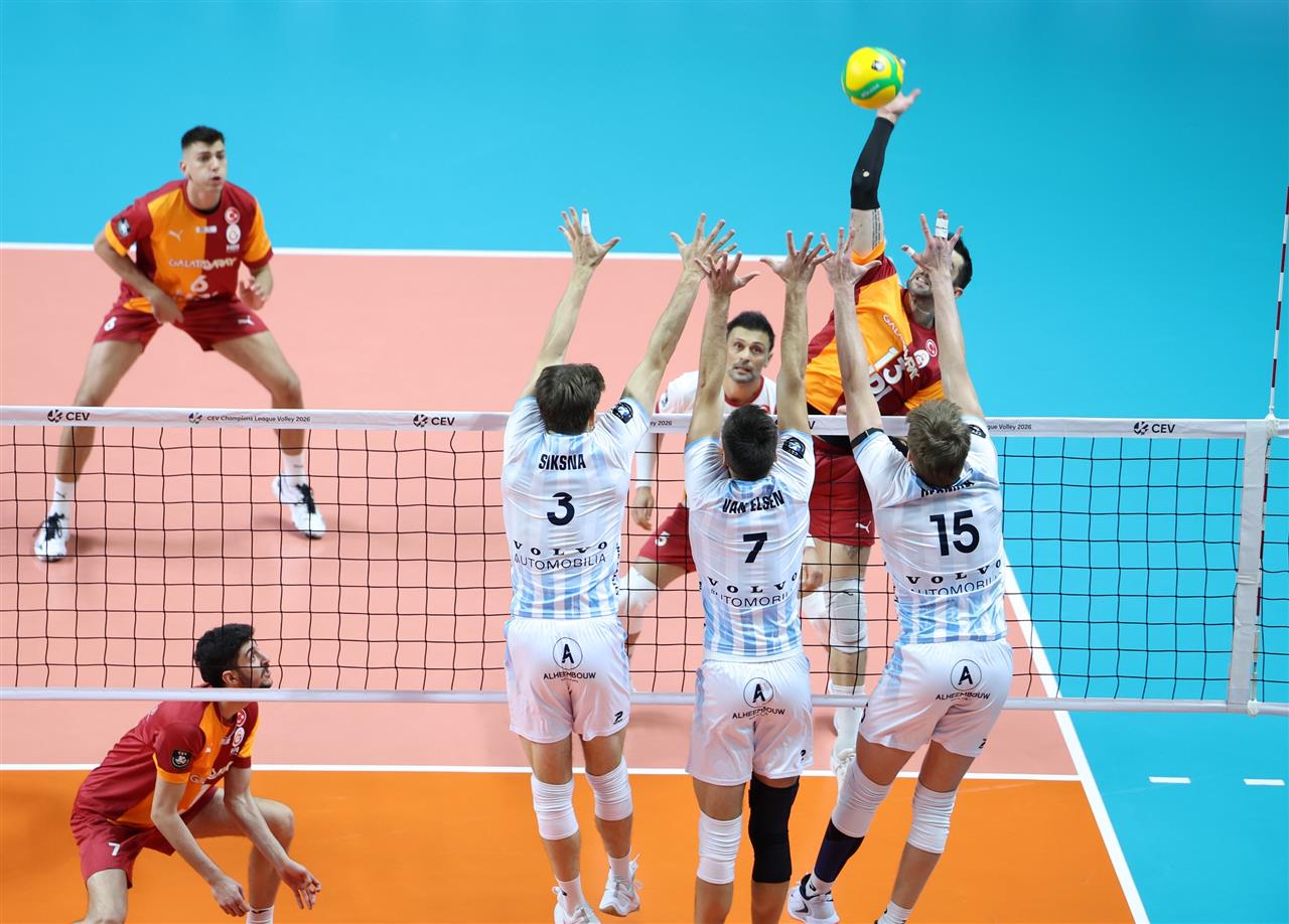 Galatasaray vượt ải Knack Roeselare trong trận cầu 5 set nghẹt thở tại Champions League