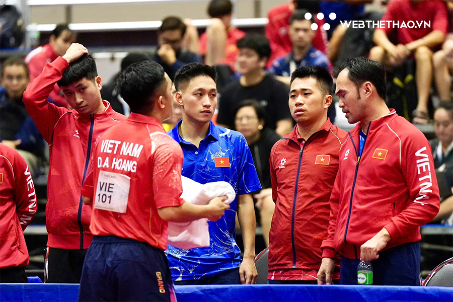 Singapore đánh bại Việt Nam kịch tính trong chung kết bóng bàn đồng đội nam SEA Games 33 Singapore đánh bại Việt Nam kịch tính trong chung kết bóng bàn đồng đội nam SEA Games 33