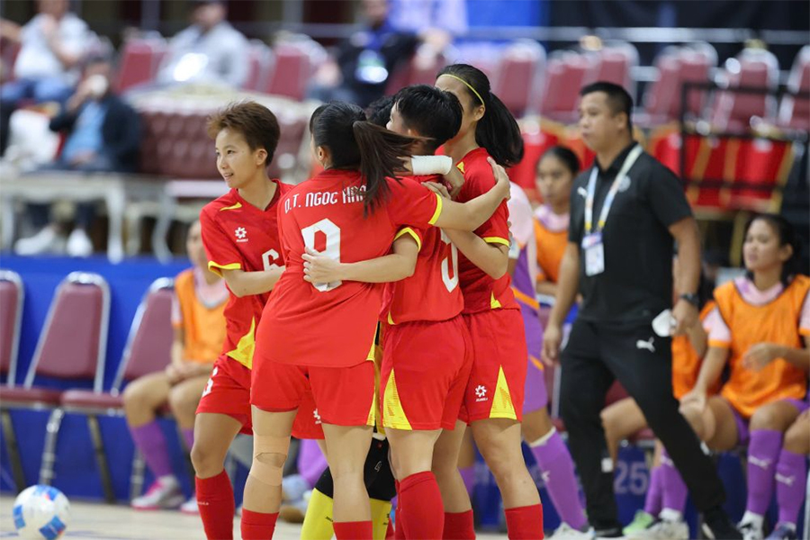 Đội tuyển nữ Việt Nam giành vé vào chung kết Futsal nữ SEA Games 33