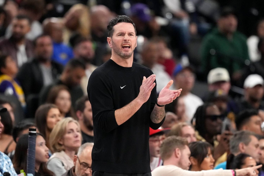 JJ Redick nổi cơn thịnh nộ: Gọi Lakers là "đội bóng tồi tệ", hứa hẹn buổi tập trừng phạt các học trò