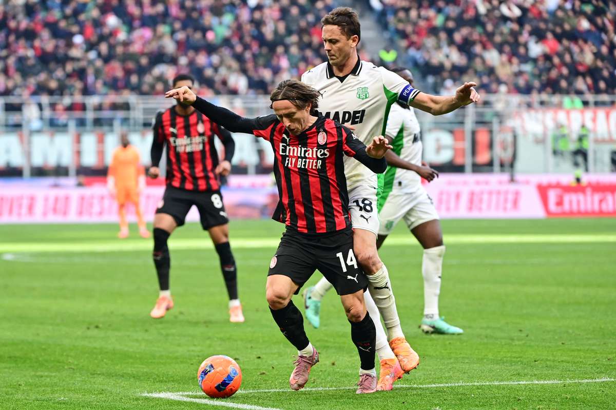 Dự đoán AC Milan vs Verona, 18h30 ngày 28/12, Serie A 2025/26