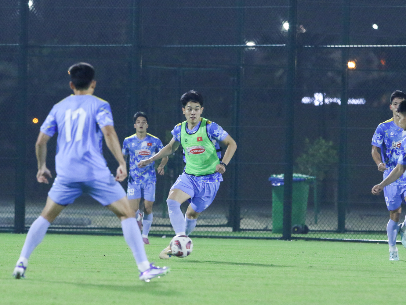 Không ngán lệch múi giờ, Đình Bắc cùng U23 Việt Nam đặt mục tiêu cao ở VCK châu Á