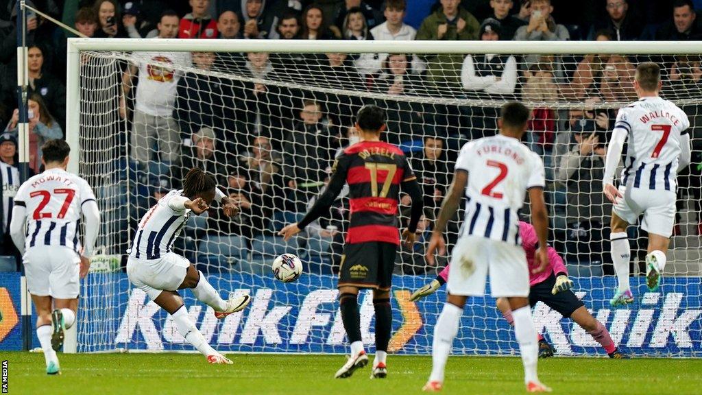 Tỷ lệ kèo trận West Brom vs QPR, 2h45 ngày 30/12, Hạng Nhất Anh
