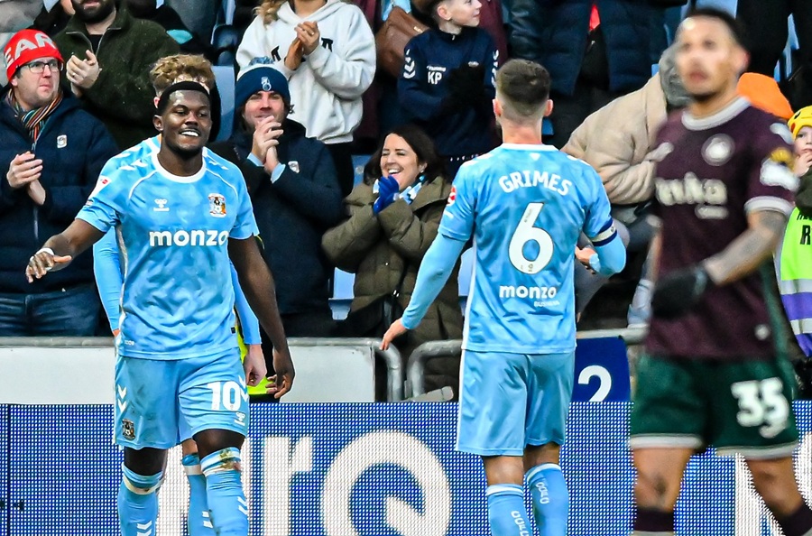 Dự đoán Coventry vs Ipswich, 1h00 ngày 30/12, Championship 2025/26