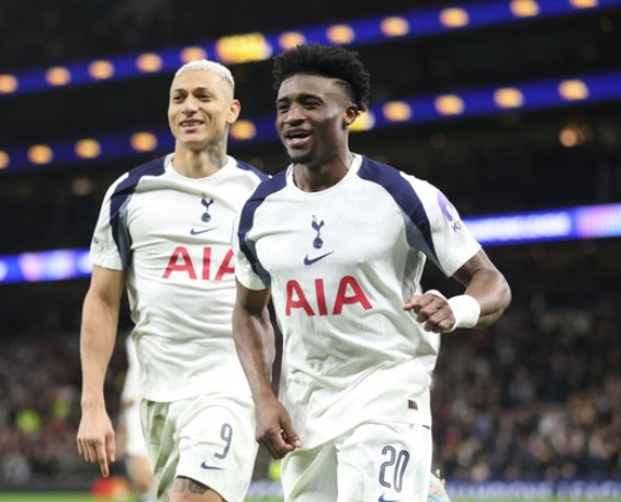 Nhận định, soi kèo Tottenham vs Sunderland: Mèo đen có điểm
