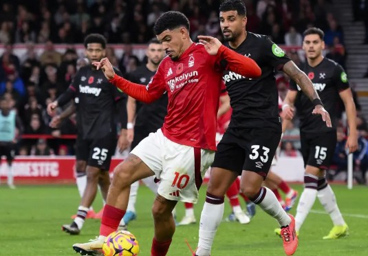 Nhận định, soi kèo West Ham vs Nottingham: Cuộc chiến trụ hạng căng thẳng