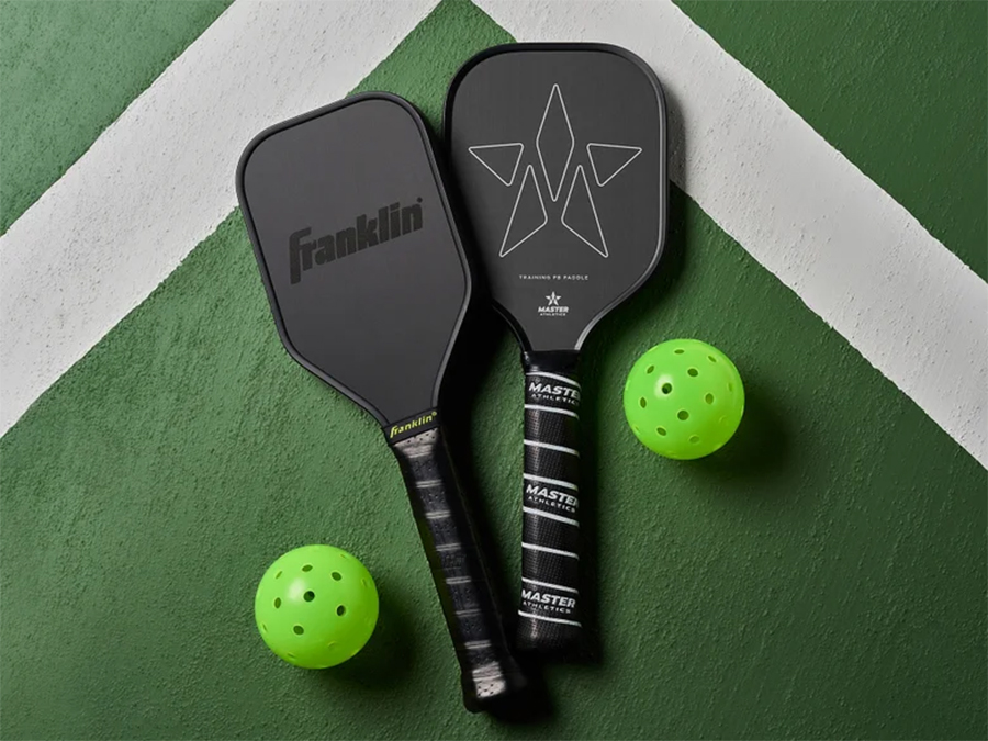 Chọn vợt pickleball theo c&acirc;n nặng: Yếu tố quan trọng thường bị bỏ qua