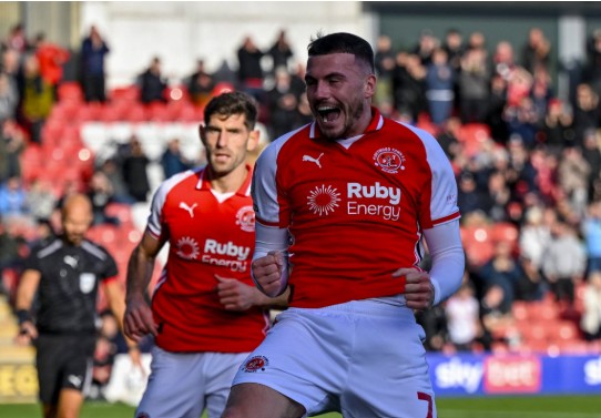 Nhận định, soi kèo Port Vale vs Fleetwood Town: Lợi thế cho đội chủ nhà