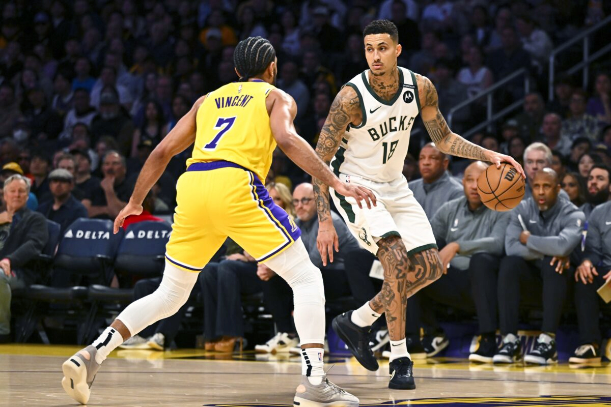 Chuyển nhượng NBA: Los Angeles Lakers có khả năng tái hợp Chuyển nhượng NBA: Los Angeles Lakers có khả năng tái hợp