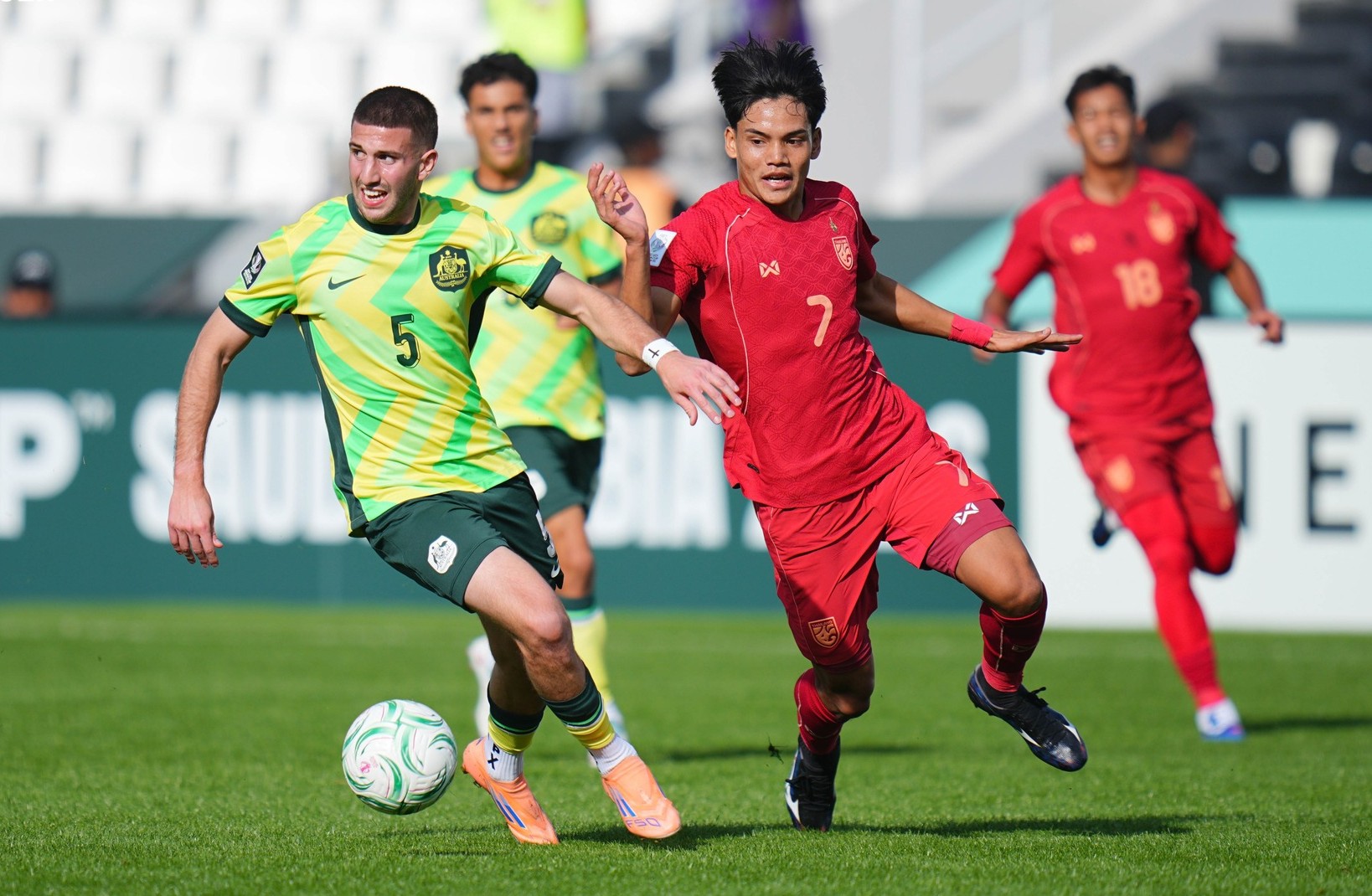Đá thiếu người, U23 Thái Lan gục ngã ở trận ra quân U23 châu Á 2026