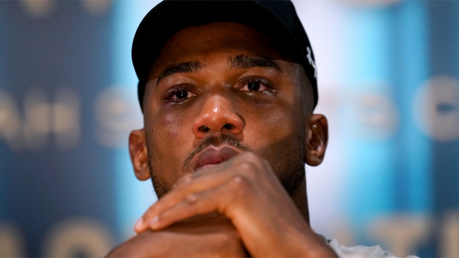 Anthony Joshua lên tiếng sau tai nạn khiến hai người bạn thân qua đời