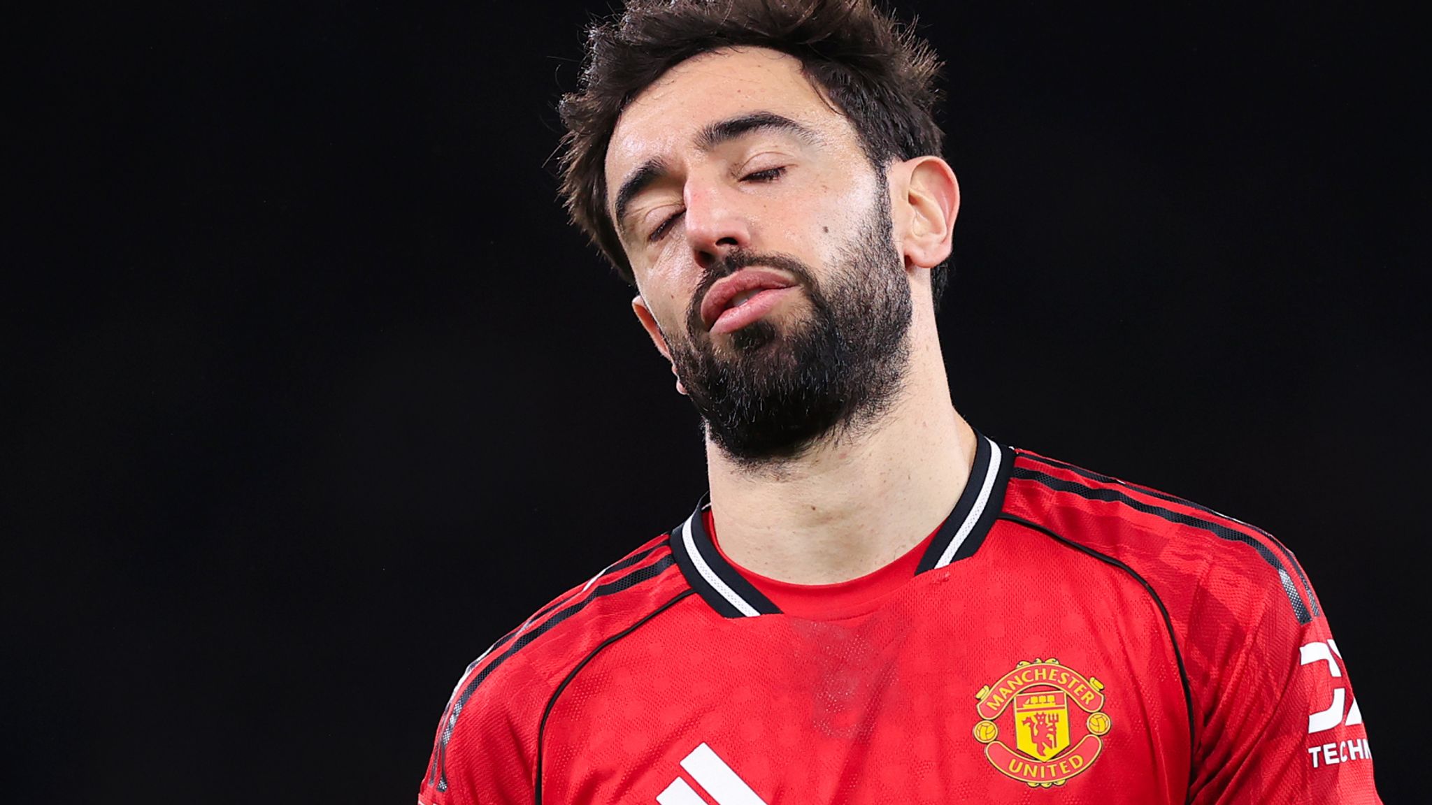 MU chỉ chơi 40 trận mùa này, vậy còn gì để phấn đấu sau khi bị Brighton loại khỏi FA Cup?