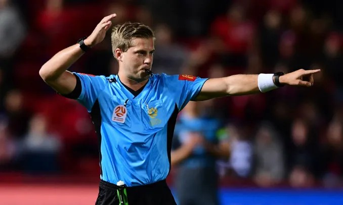 Trọng tài bắt trận U23 Việt Nam vs U23 Saudi Arabia: “Vua phạt đền” đến từ Australia Trọng tài bắt trận U23 Việt Nam vs U23 Saudi Arabia: “Vua phạt đền” đến từ Australia