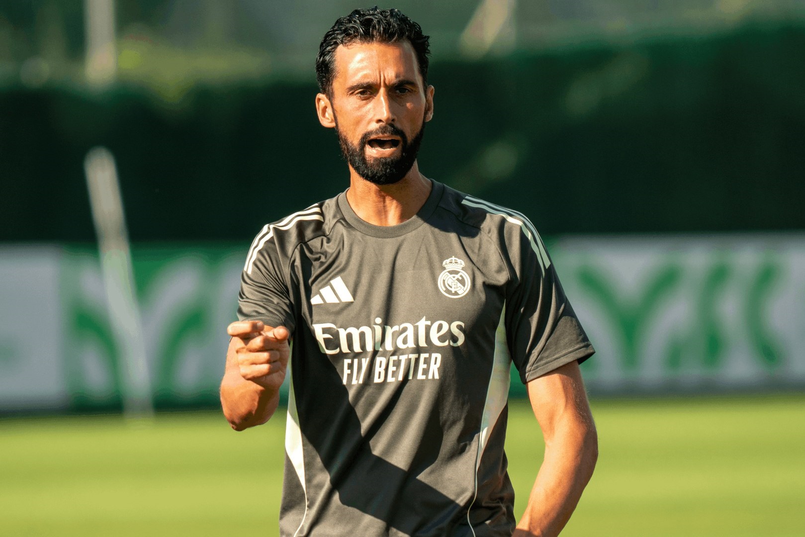 Arbeloa gây bất ngờ khi được tiết lộ không phải HLV tạm quyền tại Real Madrid