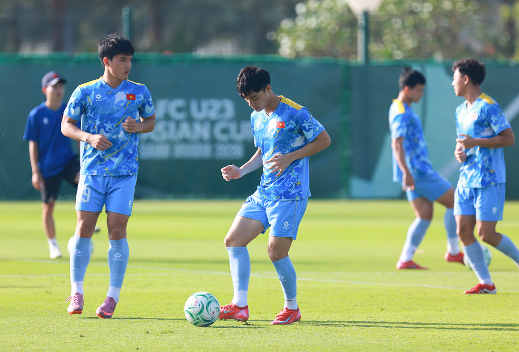 U23 Việt Nam tăng tốc chuẩn bị cho tứ kết U23 châu Á 2026 U23 Việt Nam tăng tốc chuẩn bị cho tứ kết U23 châu Á 2026