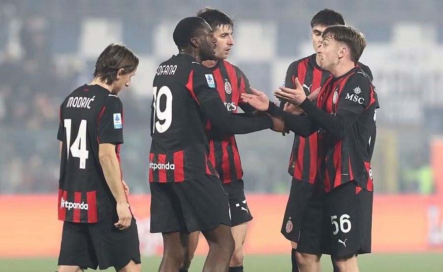 Bảng xếp hạng Serie A sau khi AC Milan đánh bại Como