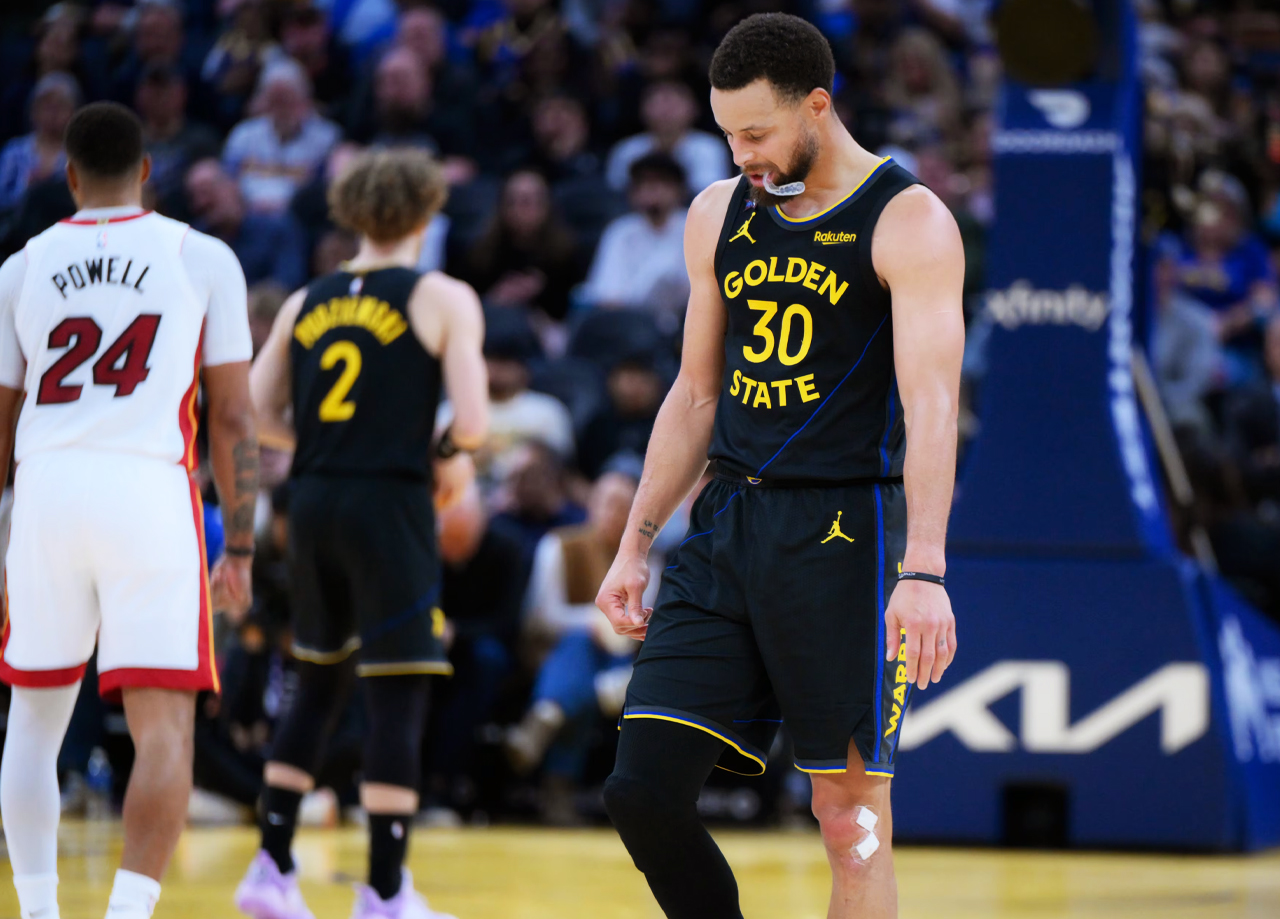 Stephen Curry, Golden State Warriors và giấc mơ dang dở sau chấn thương của Jimmy Butler Stephen Curry, Golden State Warriors và giấc mơ dang dở sau chấn thương của Jimmy Butler