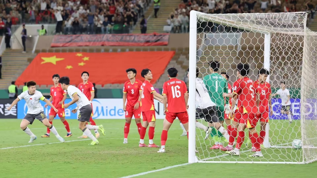 Báo Thái Lan: U23 Trung Quốc thắng U23 Việt Nam vì có chiến thuật hợp lý hơn Báo Thái Lan: U23 Trung Quốc thắng U23 Việt Nam vì có chiến thuật hợp lý hơn