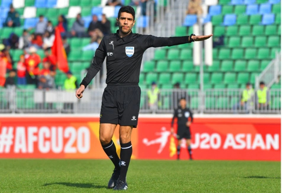 Trọng tài “cực hiền” cầm còi trận U23 Việt Nam vs U23 Hàn Quốc
