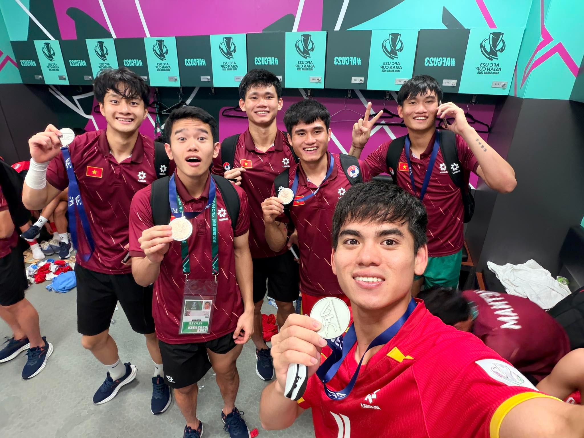 Từ hoài nghi đến tự hào: Hành trình quả cảm của U23 Việt Nam tại VCK U23 châu Á 2026 Từ hoài nghi đến tự hào: Hành trình quả cảm của U23 Việt Nam tại VCK U23 châu Á 2026