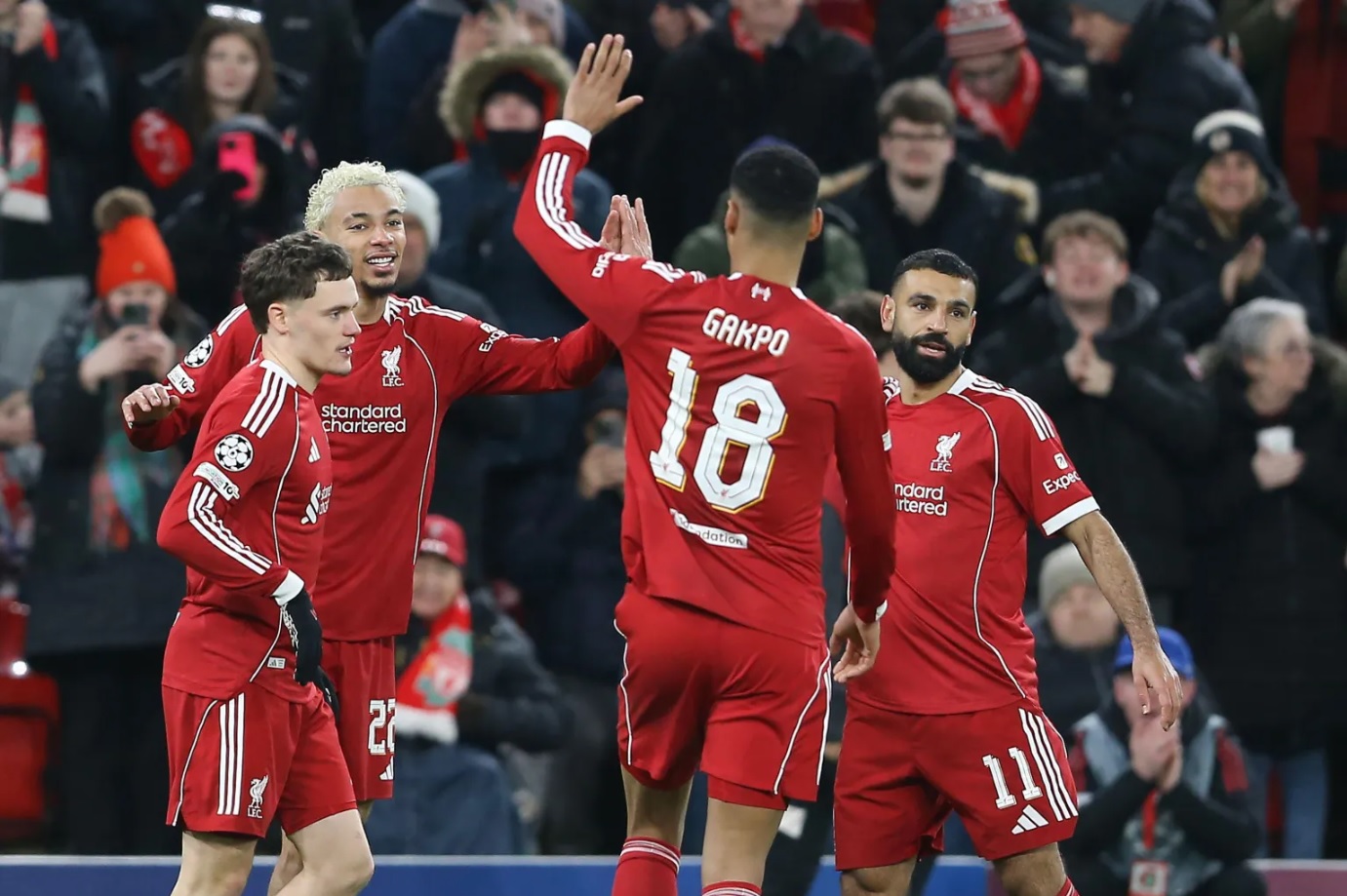 Bóng đá Anh tiếp tục thống trị Champions League với 5 đội lọt vào thẳng vòng 1/8