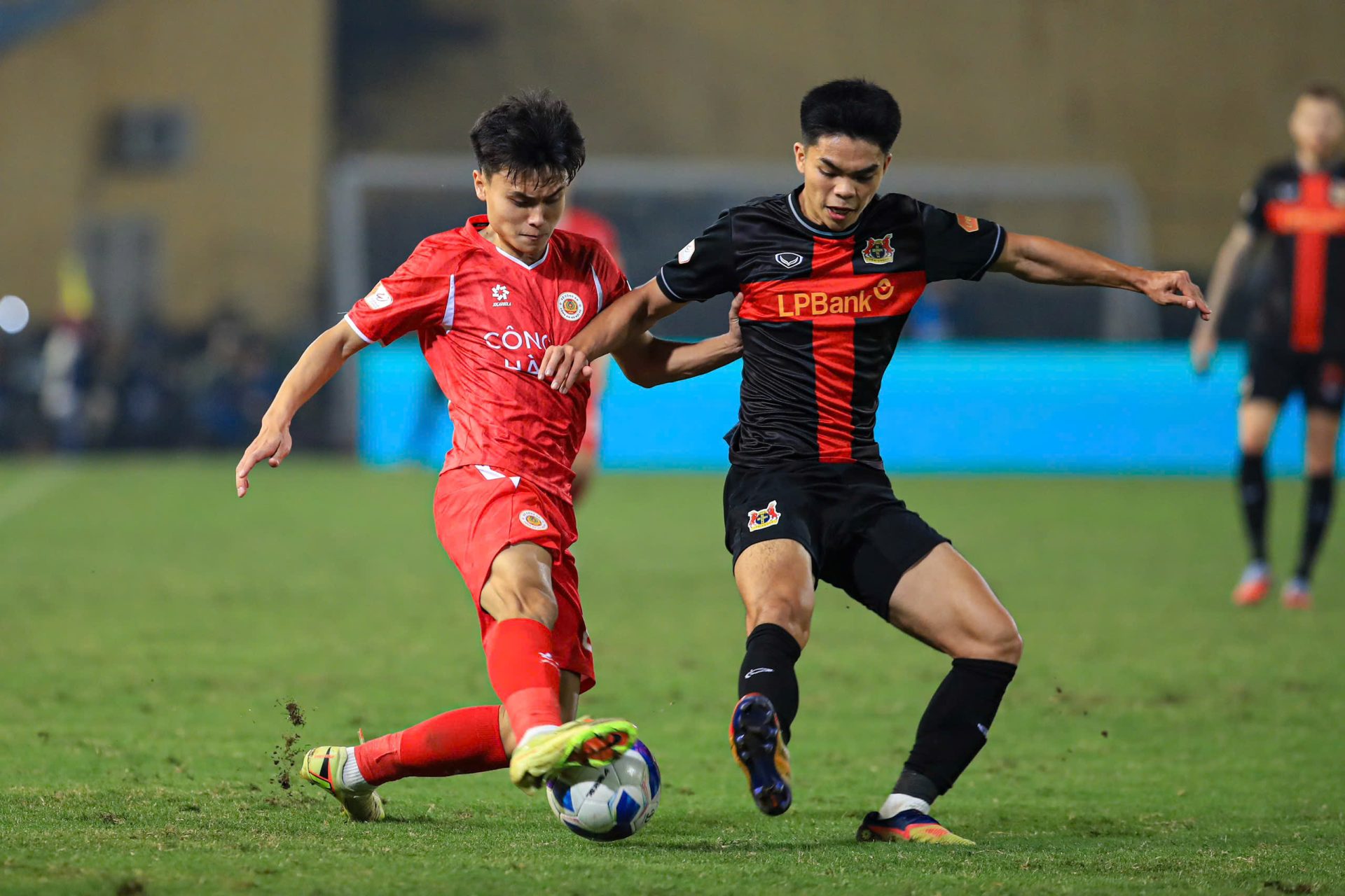 Cầu thủ U23 Việt Nam chưa bắt nhịp V.League sau hào quang U23 châu Á
