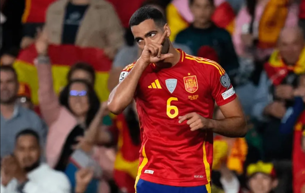 Hy vọng dự World Cup 2026 của Mikel Merino đang bị đe doạ