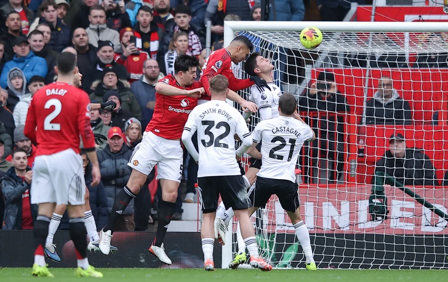 Không phải Arsenal, MU mới là đội ghi bàn tốt nhất từ tình huống cố định
