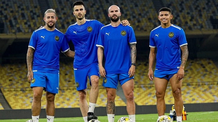 FIFA tạm gỡ án, 7 cầu thủ nhập tịch Malaysia vẫn “mất trắng” 10 triệu USD: Trở lại sân cỏ nhưng chưa lấy lại niềm tin FIFA tạm gỡ án, 7 cầu thủ nhập tịch Malaysia vẫn “mất trắng” 10 triệu USD: Trở lại sân cỏ nhưng chưa lấy lại niềm tin